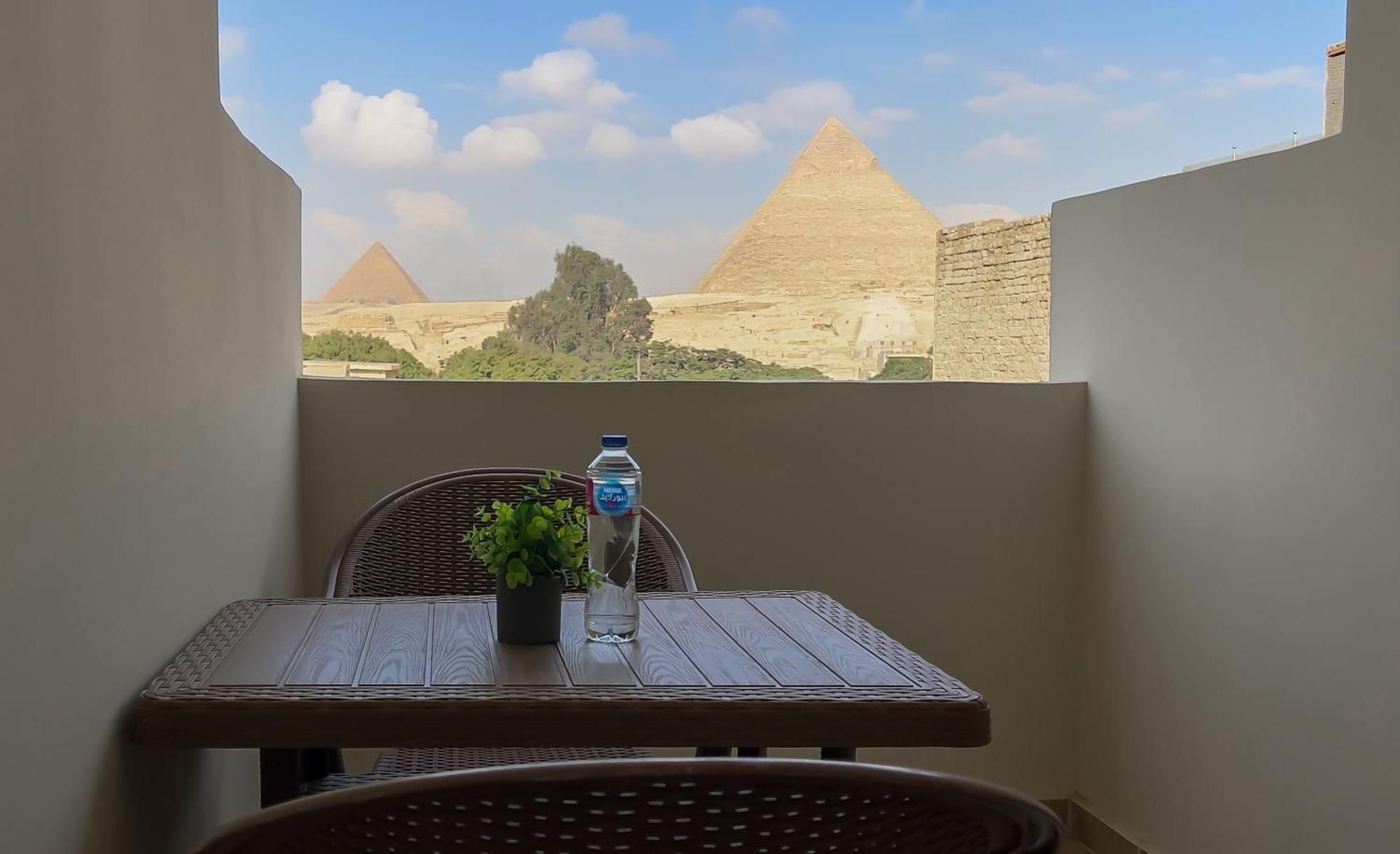 Pyramids Glory Inn Kafrat al Jabal Bagian luar foto